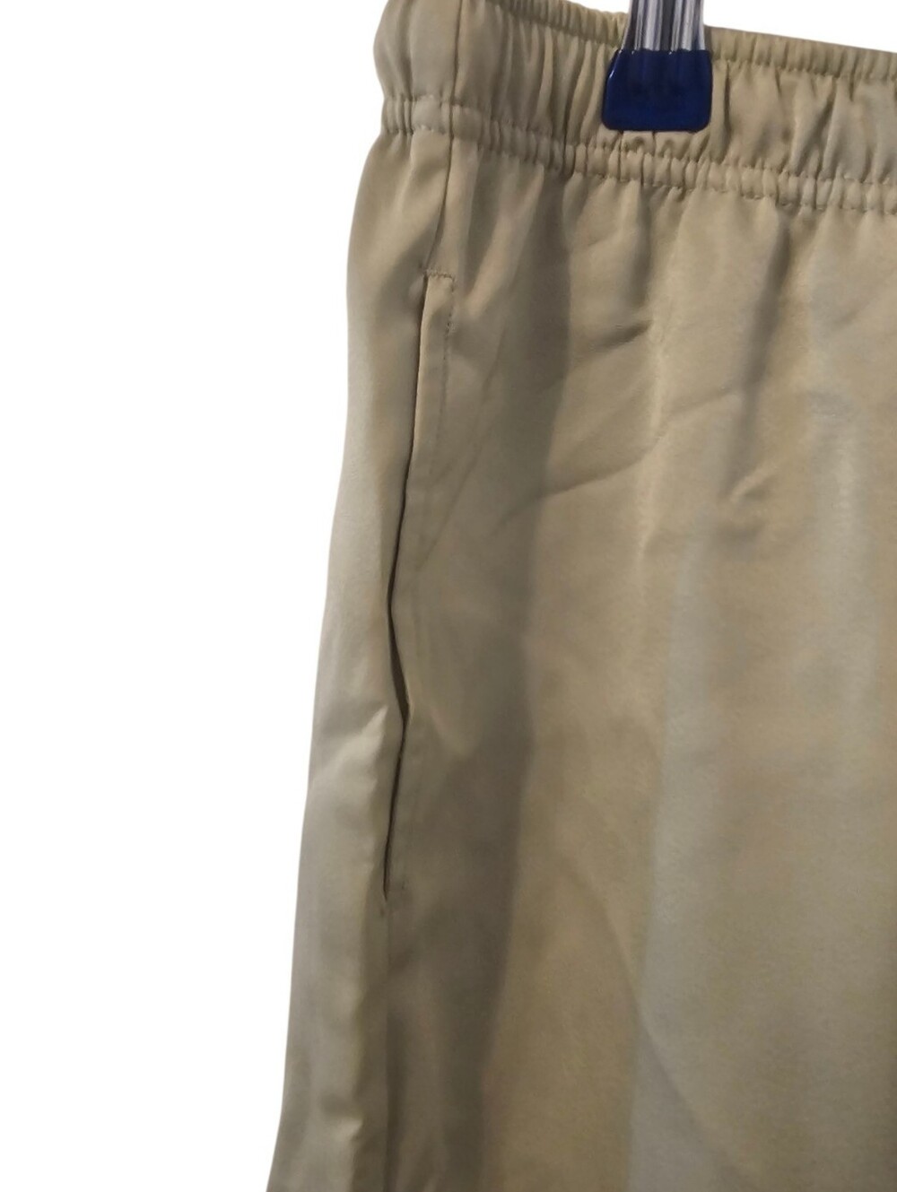 Light Green Uniqlo Women's Satin Relaco Shorts - Picture 3 of 7